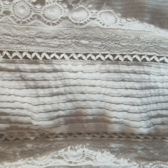 Zara Lace Blouse - Picture 6 of 14